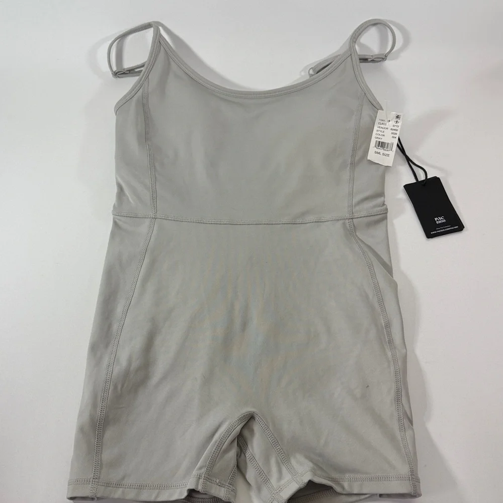 NEW WITH TAGS PAC 1980 PAC WHISPER Active Speedwalker Short Onesie